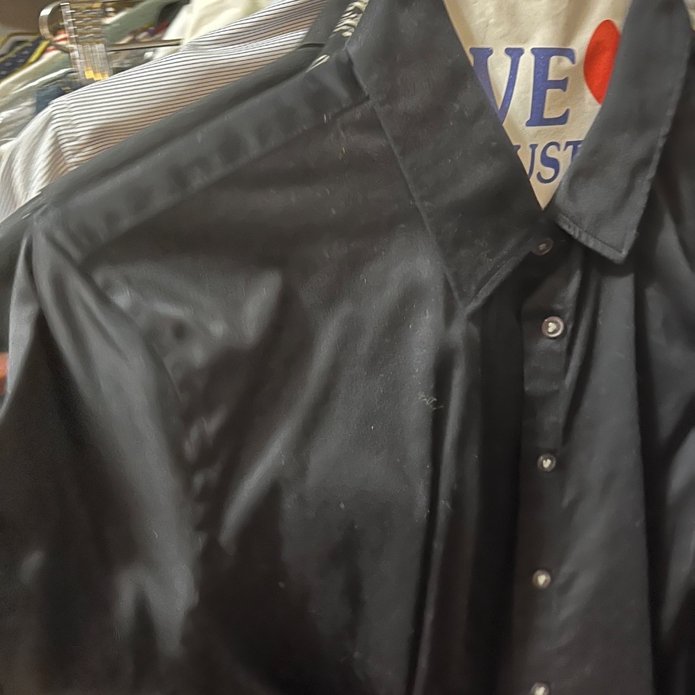 Ten Size small button downs - Picture 7 of 8